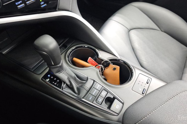 2023 Toyota Camry с пробегом 42 051 км