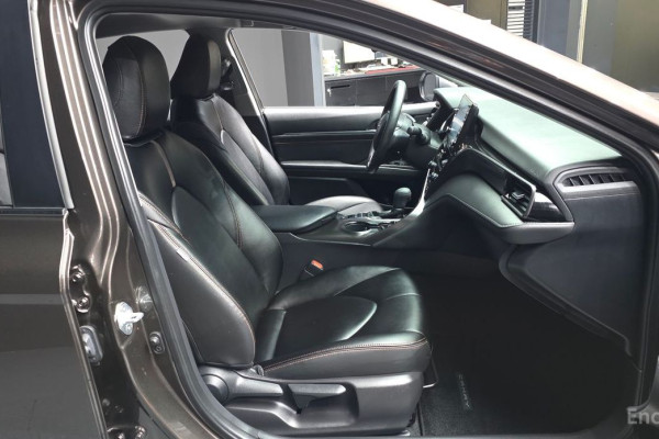 2021 Toyota Camry с пробегом 21 807 км