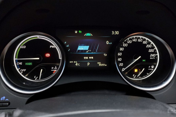 2022 Toyota Camry с пробегом 89 297 км