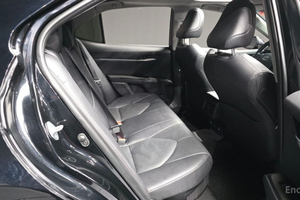 2023 Toyota Camry с пробегом 10 966 км