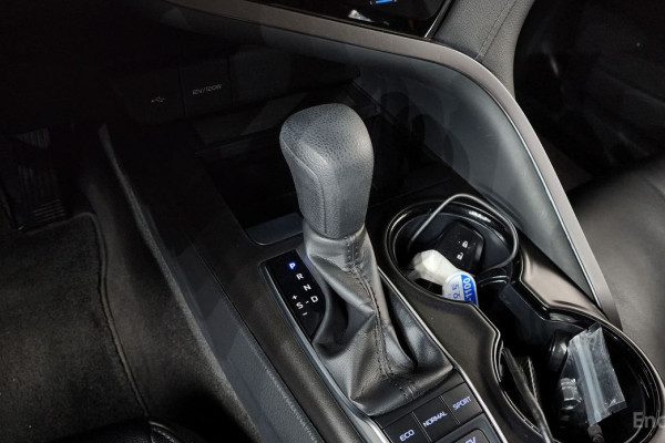 2023 Toyota Camry с пробегом 56 588 км