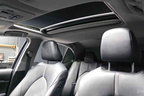 2023 Toyota Camry с пробегом 10 966 км