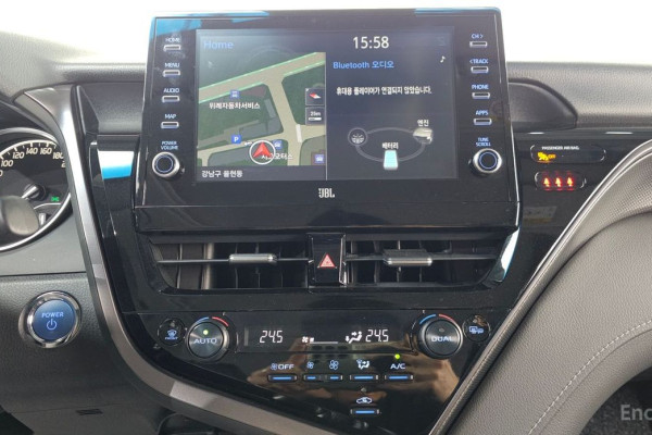 2021 Toyota Camry с пробегом 50 659 км