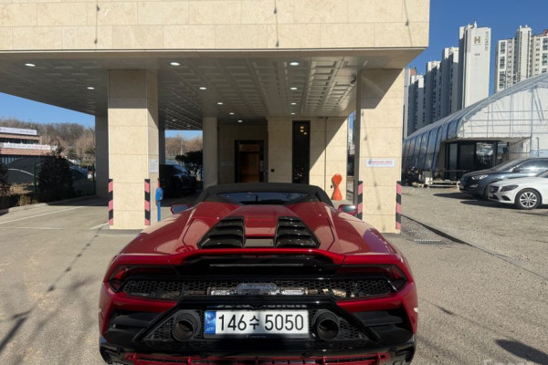 2023 Lamborghini Huracán с пробегом 8 650 км