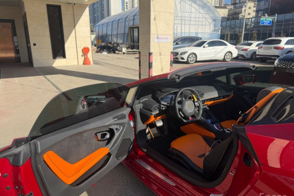 2023 Lamborghini Huracán с пробегом 8 650 км