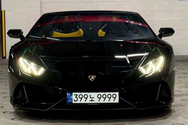 2023 Lamborghini Huracán с пробегом 7 800 км