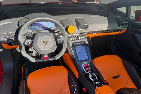 2023 Lamborghini Huracán с пробегом 8 650 км