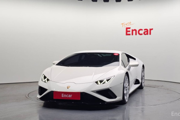 2022 Lamborghini Huracán с пробегом 18 689 км