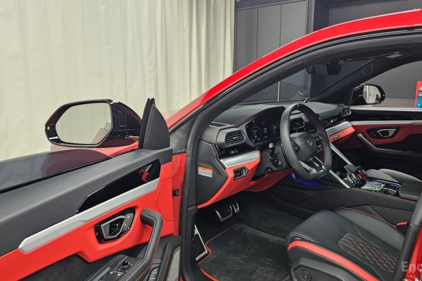 2024 Lamborghini Urus с пробегом 4 748 км