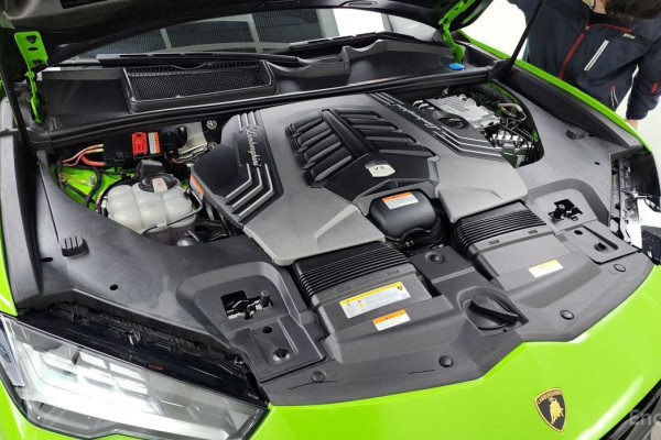 2024 Lamborghini Urus с пробегом 15 483 км