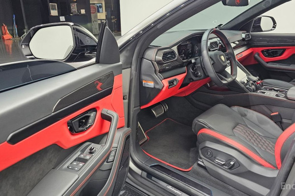 2023 Lamborghini Urus с пробегом 8 737 км