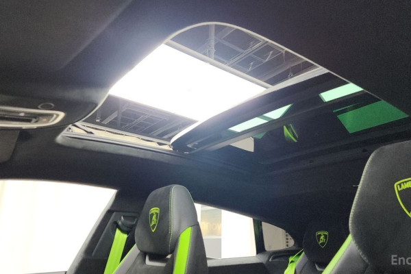 2023 Lamborghini Urus с пробегом 18 645 км