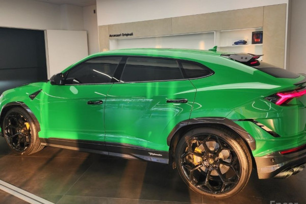 2024 Lamborghini Urus с пробегом 3 500 км