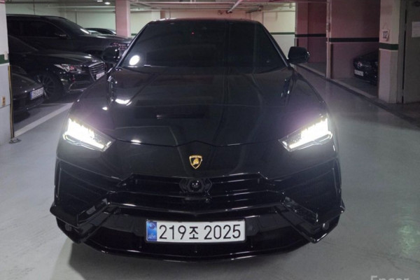 2024 Lamborghini Urus с пробегом 5 800 км