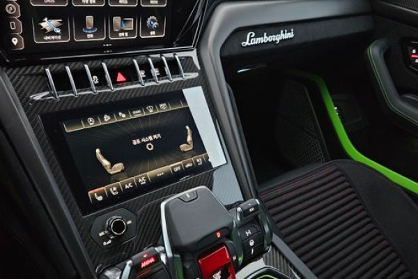 2024 Lamborghini Urus с пробегом 3 500 км