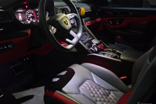 2024 Lamborghini Urus с пробегом 5 800 км