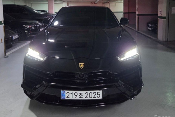 2024 Lamborghini Urus с пробегом 5 800 км