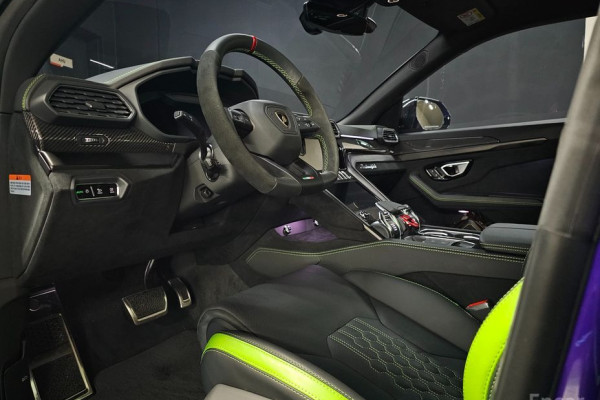 2024 Lamborghini Urus с пробегом 3 200 км