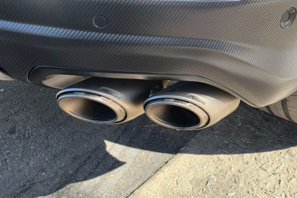 2023 Lamborghini Urus с пробегом 723 км