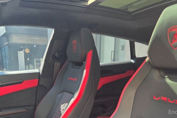 2024 Lamborghini Urus с пробегом 5 800 км