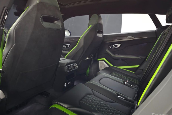 2024 Lamborghini Urus с пробегом 3 200 км