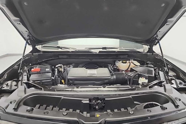 2023 Cadillac Escalade с пробегом 40 965 км