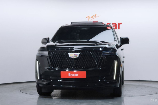 2022 Cadillac Escalade с пробегом 34 979 км