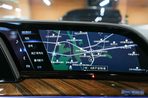 2023 Cadillac Escalade с пробегом 13 000 км