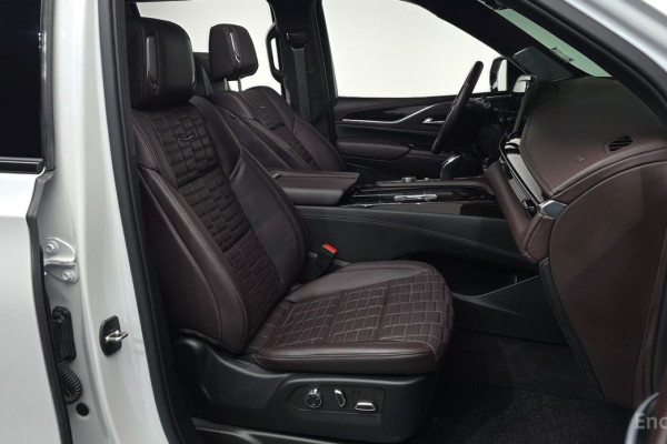 2023 Cadillac Escalade с пробегом 26 531 км