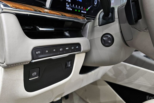 2023 Cadillac Escalade с пробегом 17 657 км