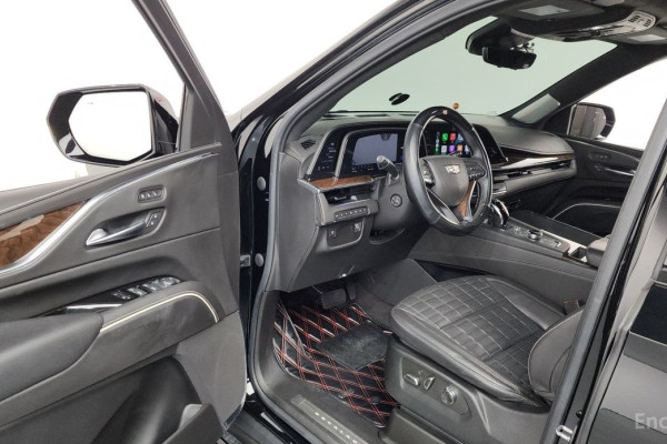 2022 Cadillac Escalade с пробегом 44 564 км