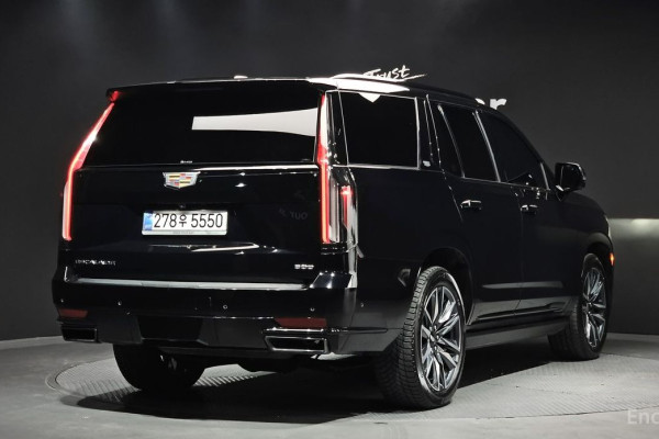 2021 Cadillac Escalade с пробегом 87 141 км