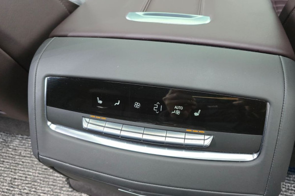 2022 Cadillac Escalade с пробегом 77 336 км