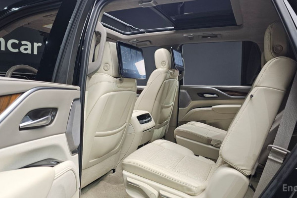 2021 Cadillac Escalade с пробегом 87 141 км