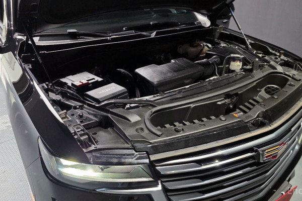 2022 Cadillac Escalade с пробегом 56 277 км