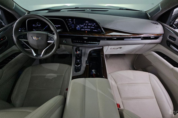 2023 Cadillac Escalade с пробегом 20 365 км