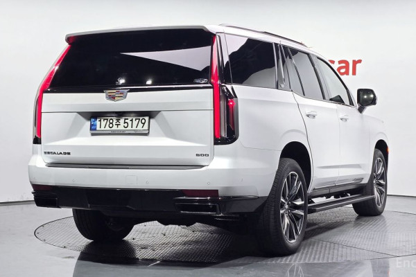 2022 Cadillac Escalade с пробегом 69 564 км