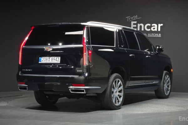 2023 Cadillac Escalade с пробегом 58 717 км