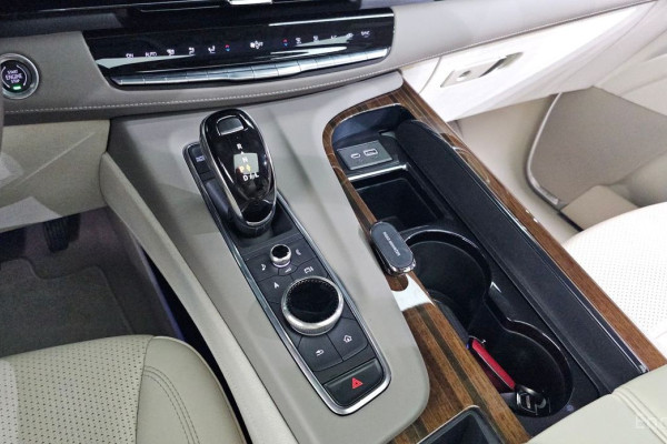 2023 Cadillac Escalade с пробегом 20 365 км