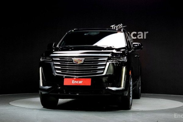 2024 Cadillac Escalade с пробегом 15 588 км