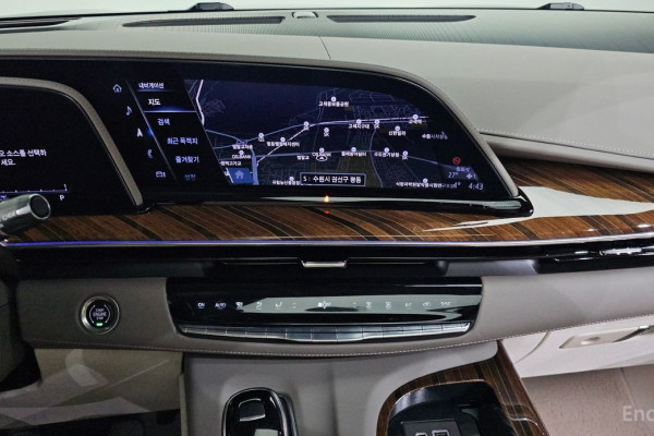 2023 Cadillac Escalade с пробегом 20 365 км