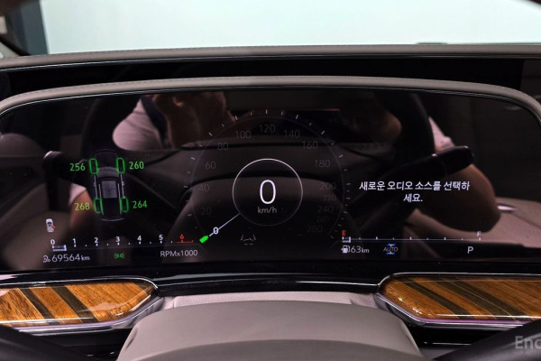 2022 Cadillac Escalade с пробегом 69 564 км