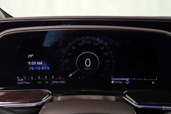 2023 Cadillac Escalade с пробегом 65 875 км