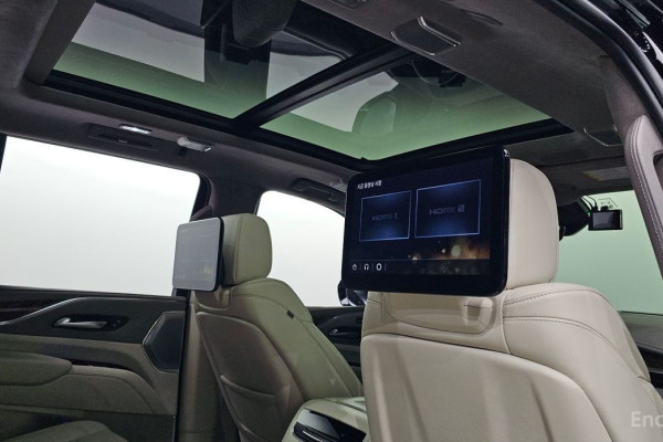 2023 Cadillac Escalade с пробегом 20 365 км