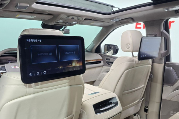 2022 Cadillac Escalade с пробегом 69 564 км