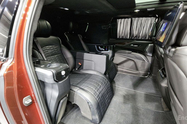 2022 Cadillac Escalade с пробегом 44 952 км