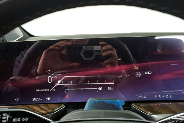 2025 Cadillac Escalade с пробегом 2 020 км