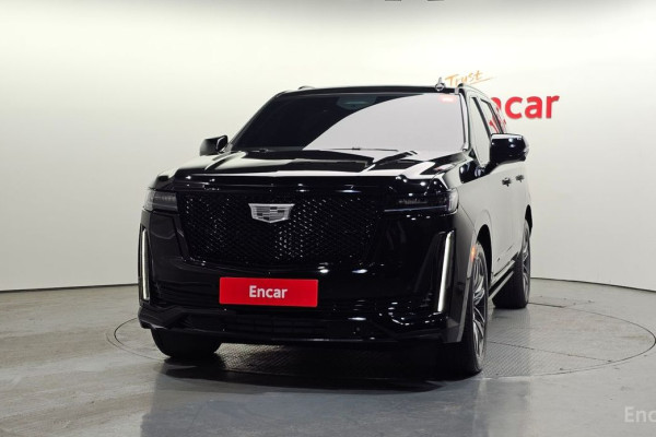 2024 Cadillac Escalade с пробегом 9 358 км