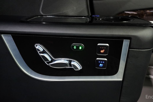 2022 Cadillac Escalade с пробегом 44 952 км