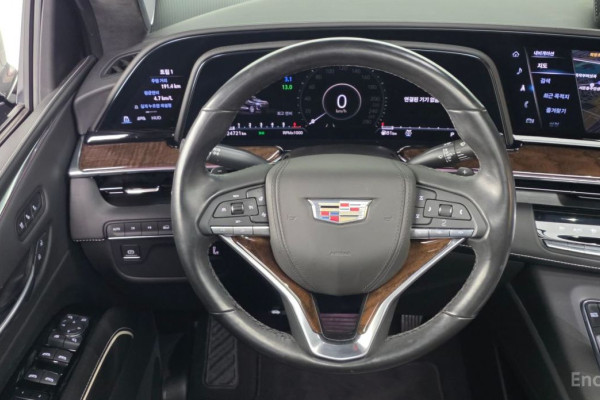 2021 Cadillac Escalade с пробегом 24 721 км